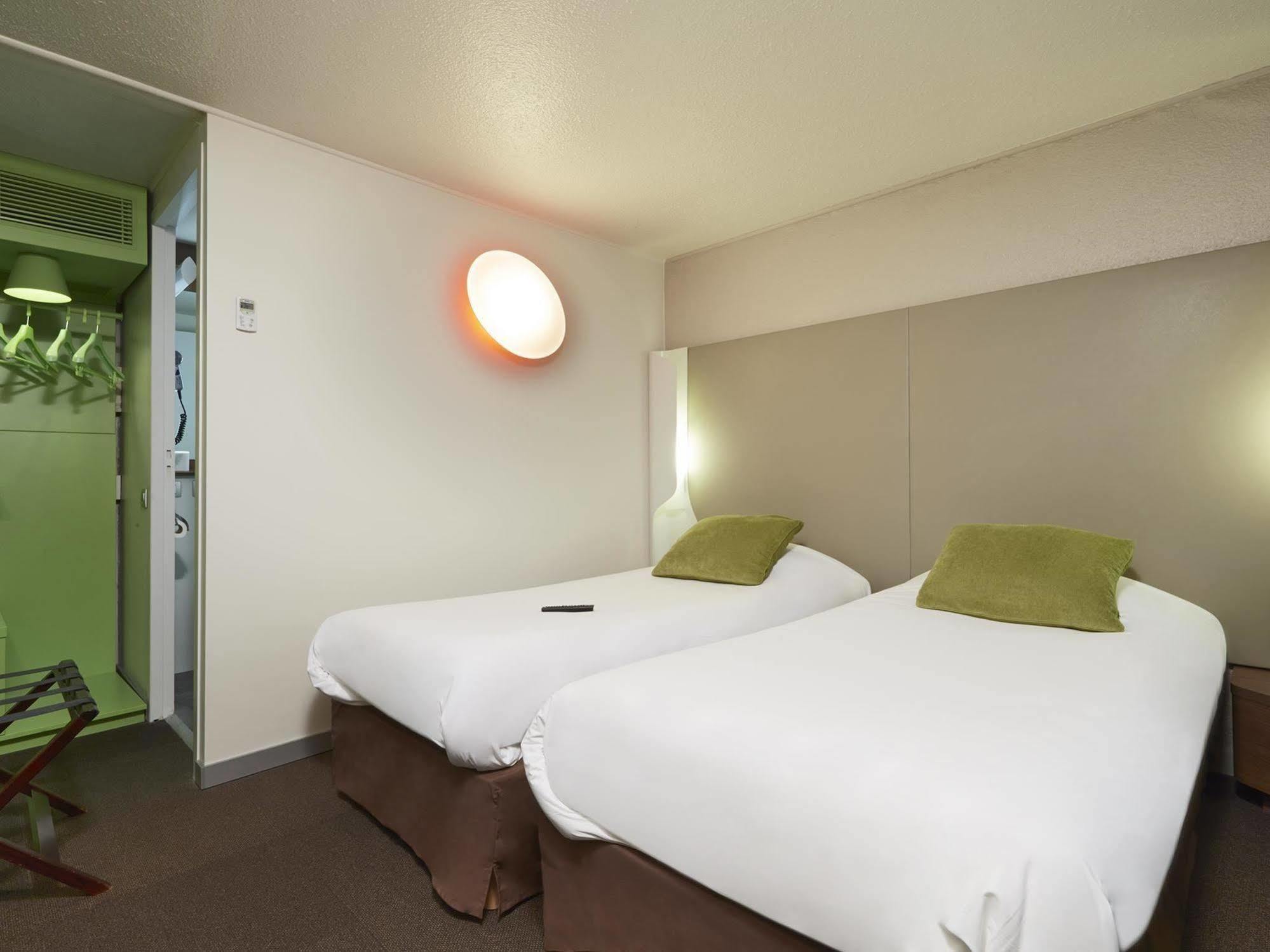 Hotel Campanile Montesson - Le Vesinet Exteriér fotografie